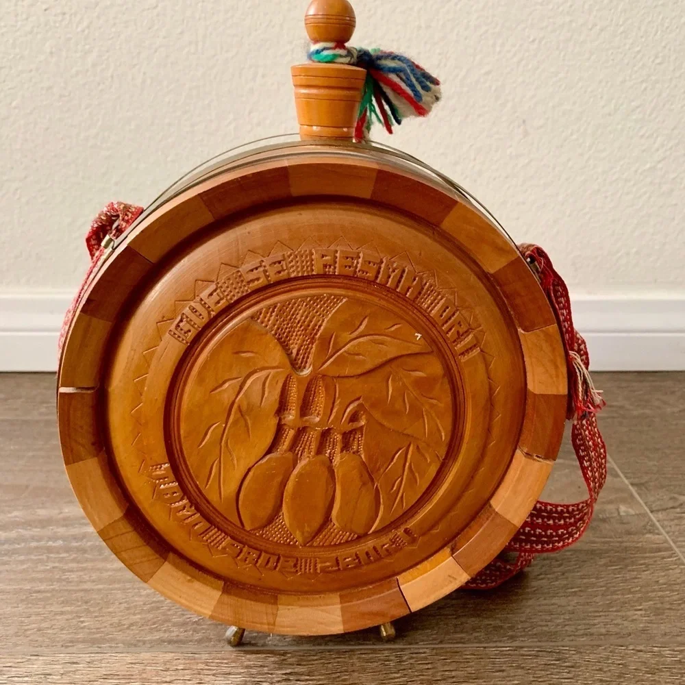 Vintage Wood Flask Conteen. Fluid Capacity Untested